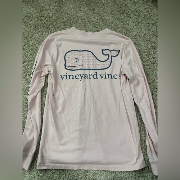 Vineyard Vines Breast Cancer Long Sleeve - Picture 2 of 3
